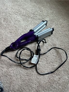 Purple Triple Barrel Hair Waver
